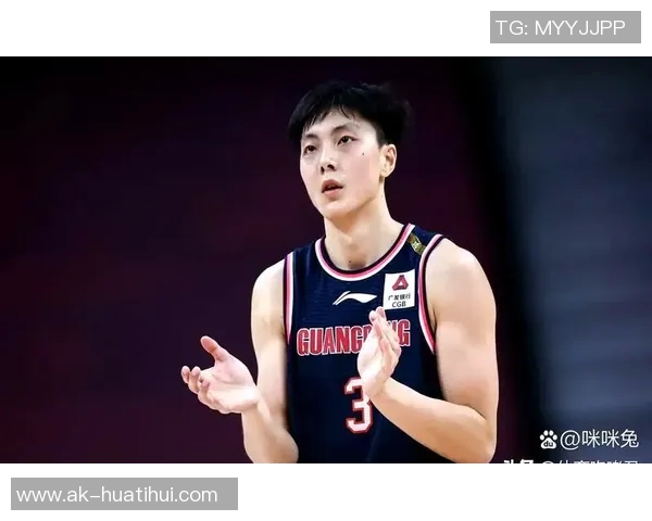 胡明轩:从篮球新星到国家队核心的成长之路与辉煌成就 胡明轩:从篮球新星到国家队核心的成长之路与辉煌成就